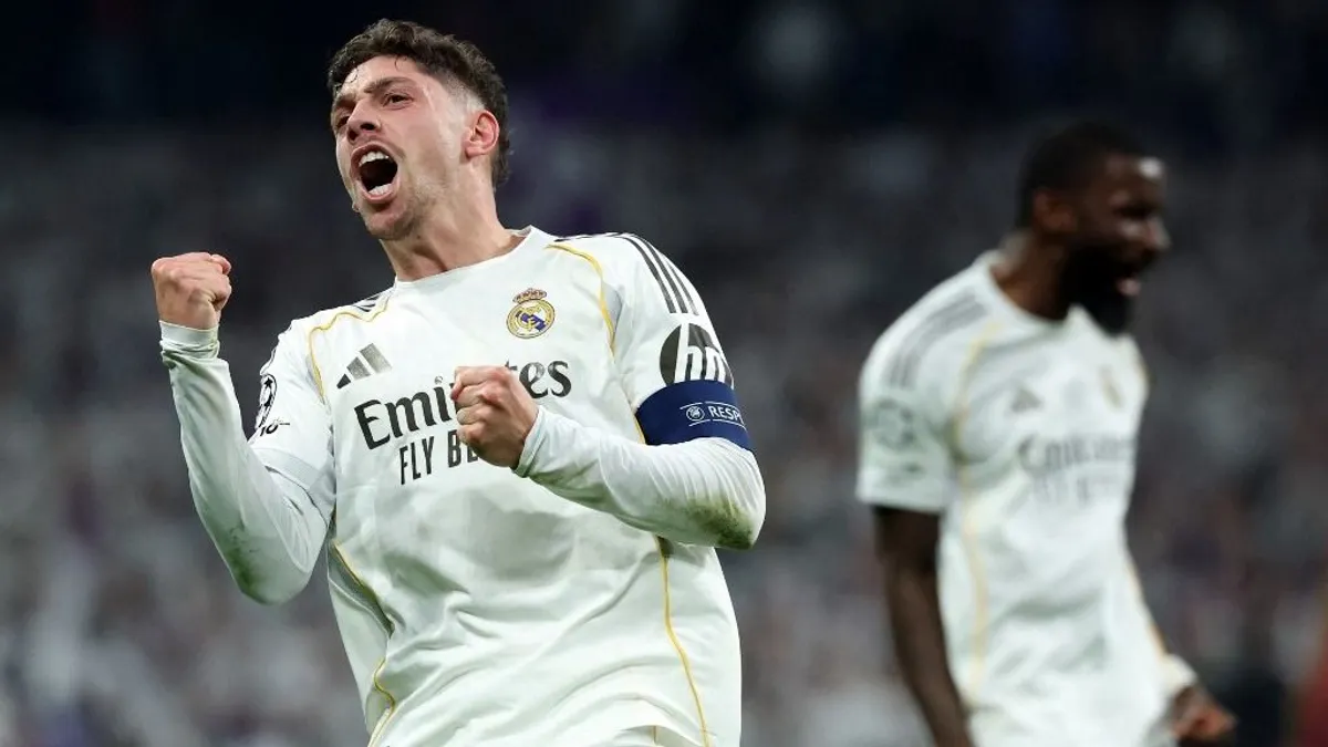 A Real Madrid játékosa, Federico Valverde megkapta azt, amire minden focista vágyik