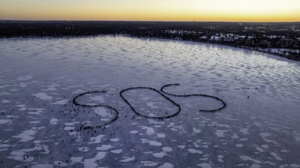 Mentőegységek keresték a jégtábla tetején rekedt túrázókat - Képünk illusztráció Fotó: JOHN MOORE / GETTY IMAGES NORTH AMERICA