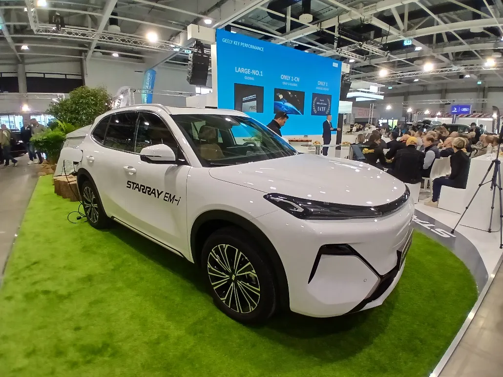 A Geely Starray EM-i az idén mutatkozott be a magyar piacon