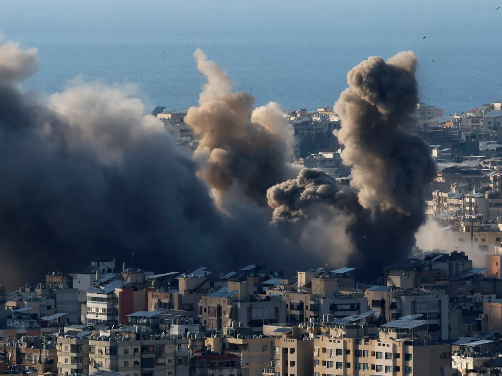 Képes beszámoló a támadásokról: az iráni háború legfrissebb felvételei -Galéria