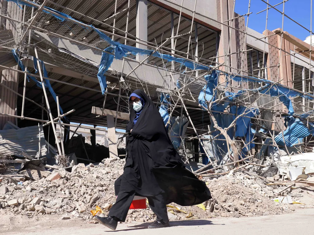 Képes beszámoló a támadásokról: az iráni háború legfrissebb felvételei -Galéria