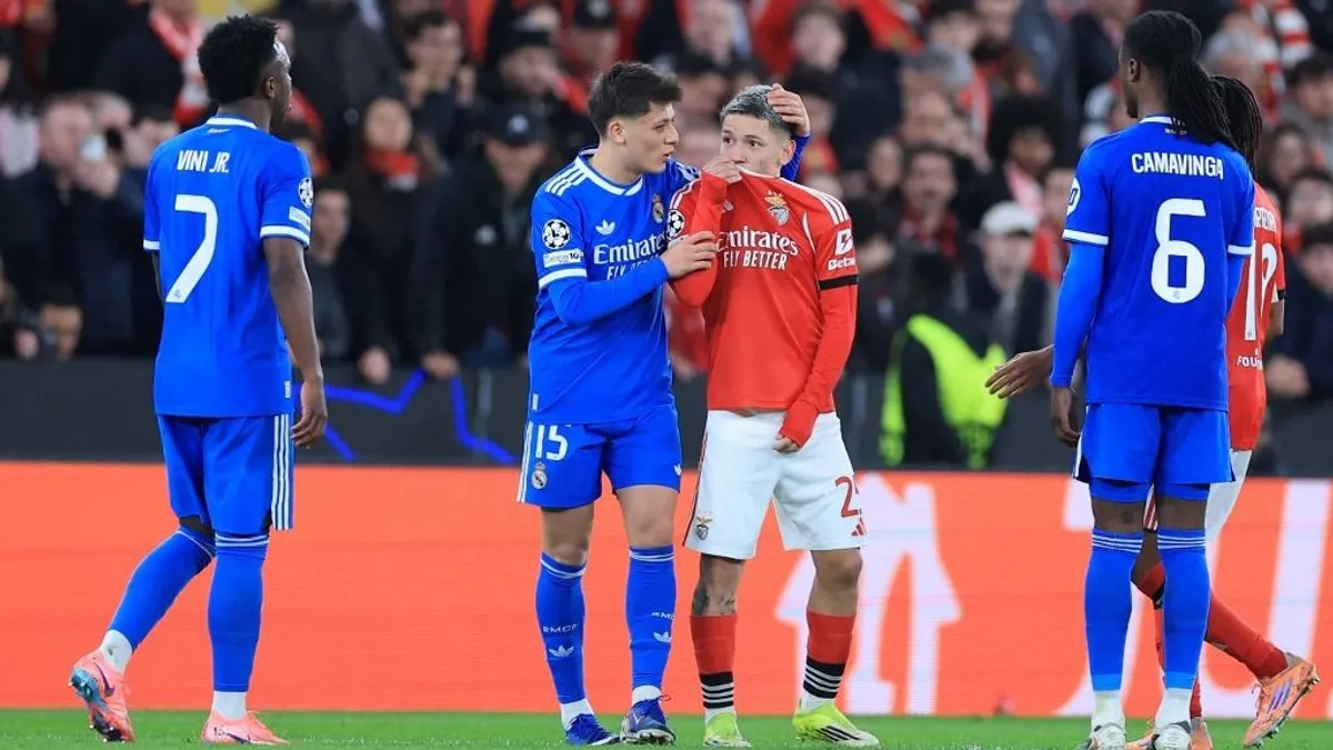 Jön a Vinícius-szabály? Retteghetnek a szájukat eltakaró focisták