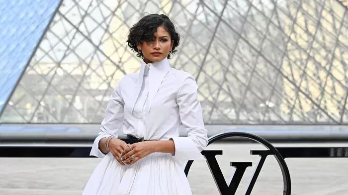 Büszkén mutogatják hosszú combjaikat és dús cicijüket kedvenc sztárjaink – galéria