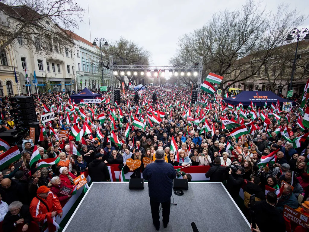 Országjárás, Orbán Viktor, OrbánViktor, Békéscsaba, OrbánViktorBékéscsaba, 2026.03.29.