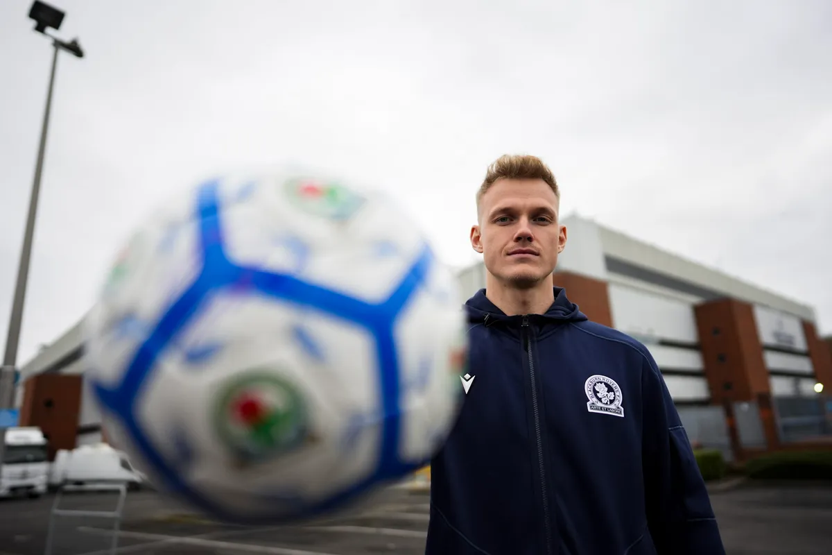 Tóth Balázs Blackburn magyar válogatott