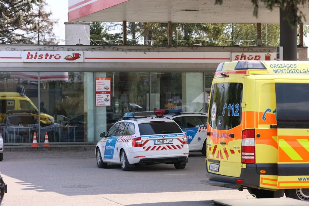 Lövések dördültek a benzinkúton, a rendőrség lezárta a helyszínt