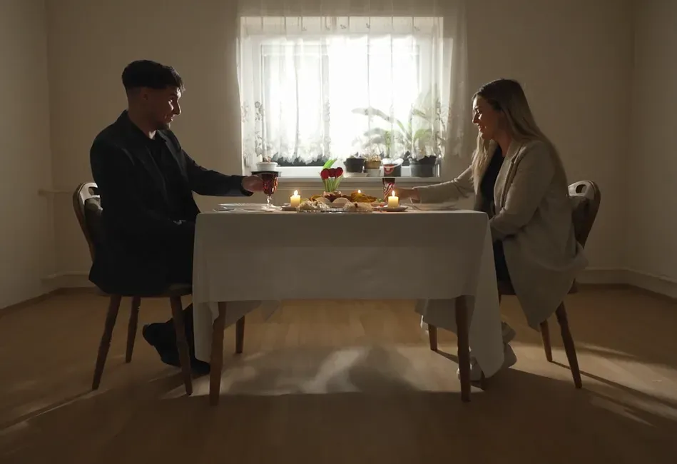 Az otthonteremtés pillanata: Eszter és Ádám számára végre valóra vált a saját otthon álma.