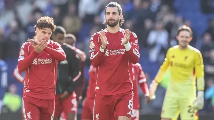 Kiszivárgott egy videó a Liverpool öltözőjéből, Arne Slot figyelmeztette az U8-as játékosokat