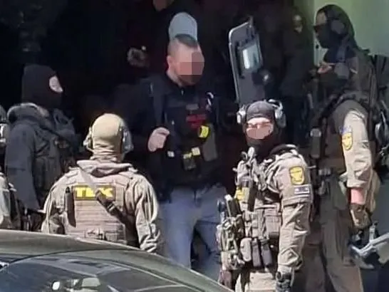 A túszdráma utáni napokban is feszült a hangulat az Etele úti lakótelepen