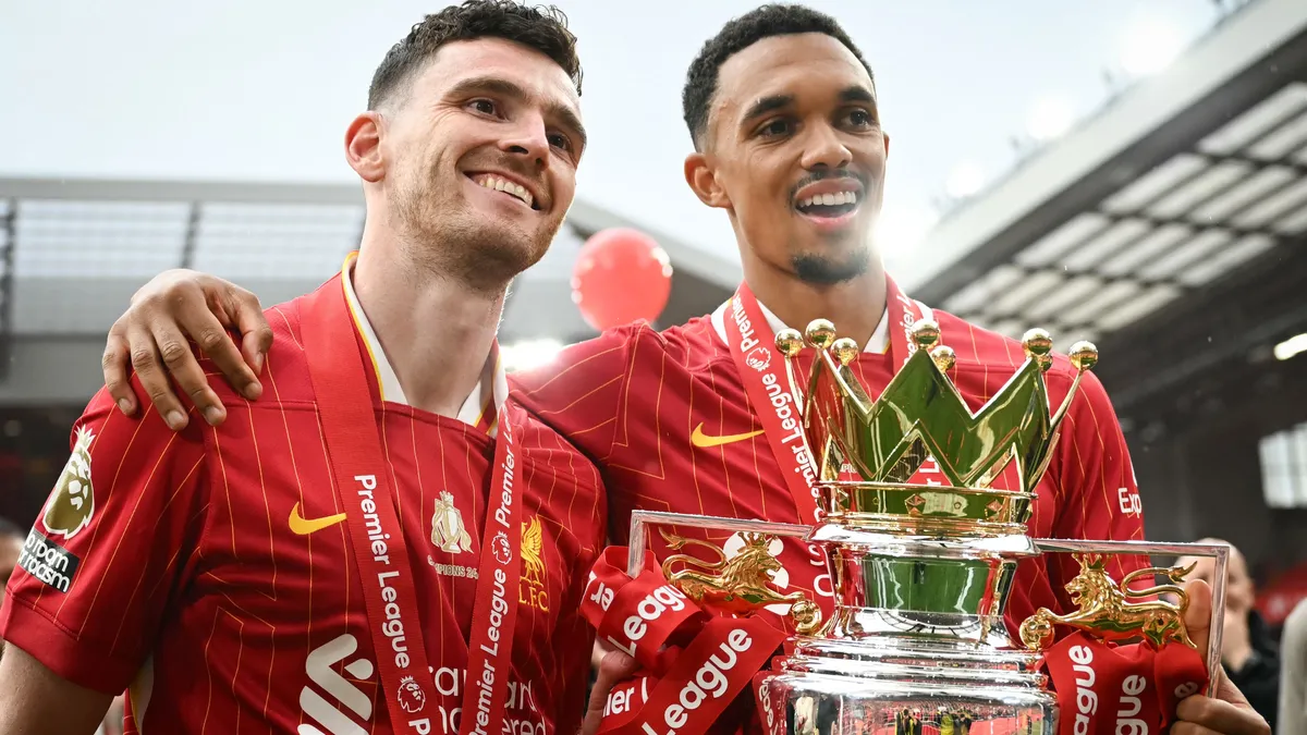 (A Liverpool korszakos csapatából Trent Alexander-Arnold után Andy Robertson is távozik