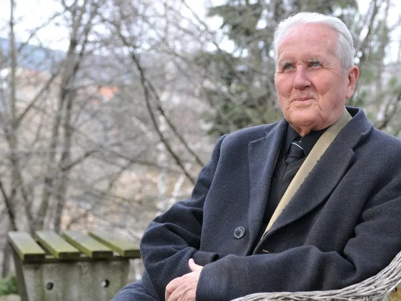 Czigány György meghalt: 94 éves korában hunyt el a legendás rádiós - ORIGO