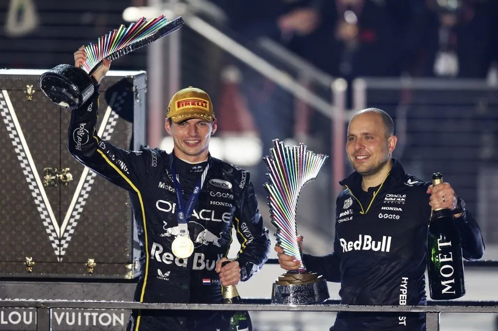 Max Verstappen és Gianpiero Lambiase Las Vegasban ünnepel