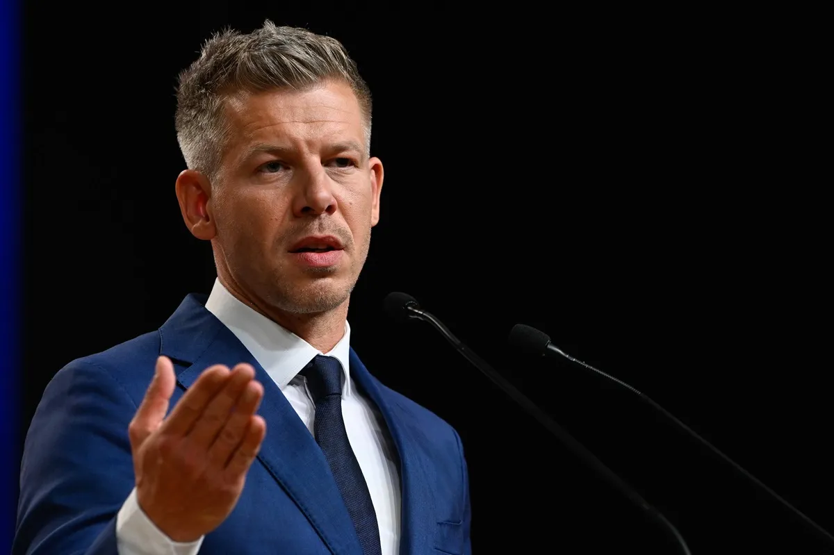 Magyar Péter nyerte a választást Budapest, 2026. április 13.Magyar Péter, a Tisza Párt elnöke nemzetközi sajtótájékoztatót tart az országgyűlési választásokat követően a Hungexpo Kongresszusi Központban 2026. április 13-án.MTI/Hegedüs Róbert