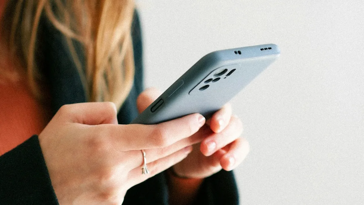 mobilozás texting sms rcs böngészés wifi mobilnet