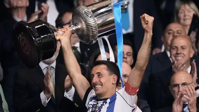Felrobbant az internet: direkt alázta meg az Eb-hős sztárfocista a spanyol vezetőket? – videó