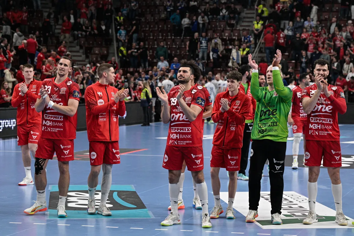 A hétfő esti Veszprém–Szeged után ezúttal a címvédő játékosai örülhettek Fotó: Vasvári Tamás / MTI Fotószerkesztõség