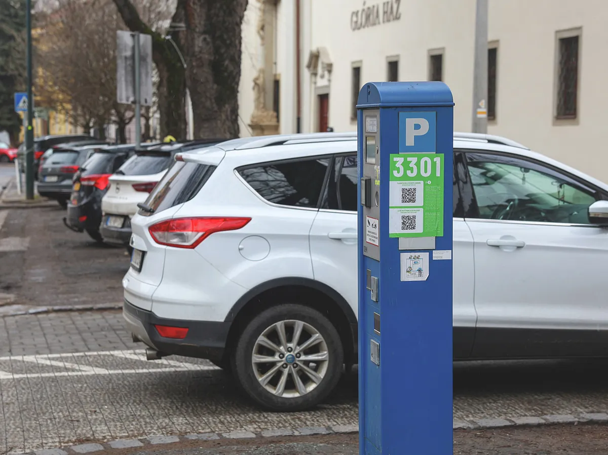 20260202 Eger
Parkolás a belvárosban
Fotó: Pap Zsolt PZS
Heves Megyei Hírlap