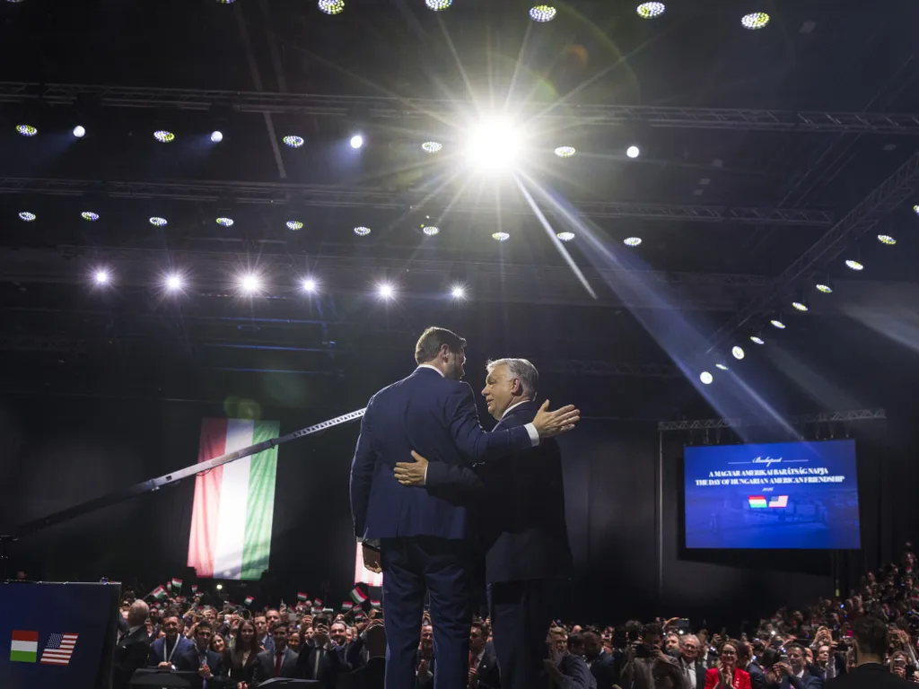 Orbán Viktor, OrbánViktor, James David Vance, JamesDavidVance, amerikai alelnök, OrbánViktorDavidVance, JD Vance, JDVance, nagygyűlés, MTK Sportpark, MTKSportpark, 2026.04.07.