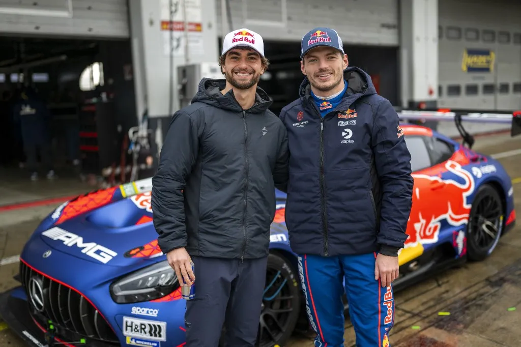 Max Verstappen a Forma-1 szünetében új kihívásokat keresett