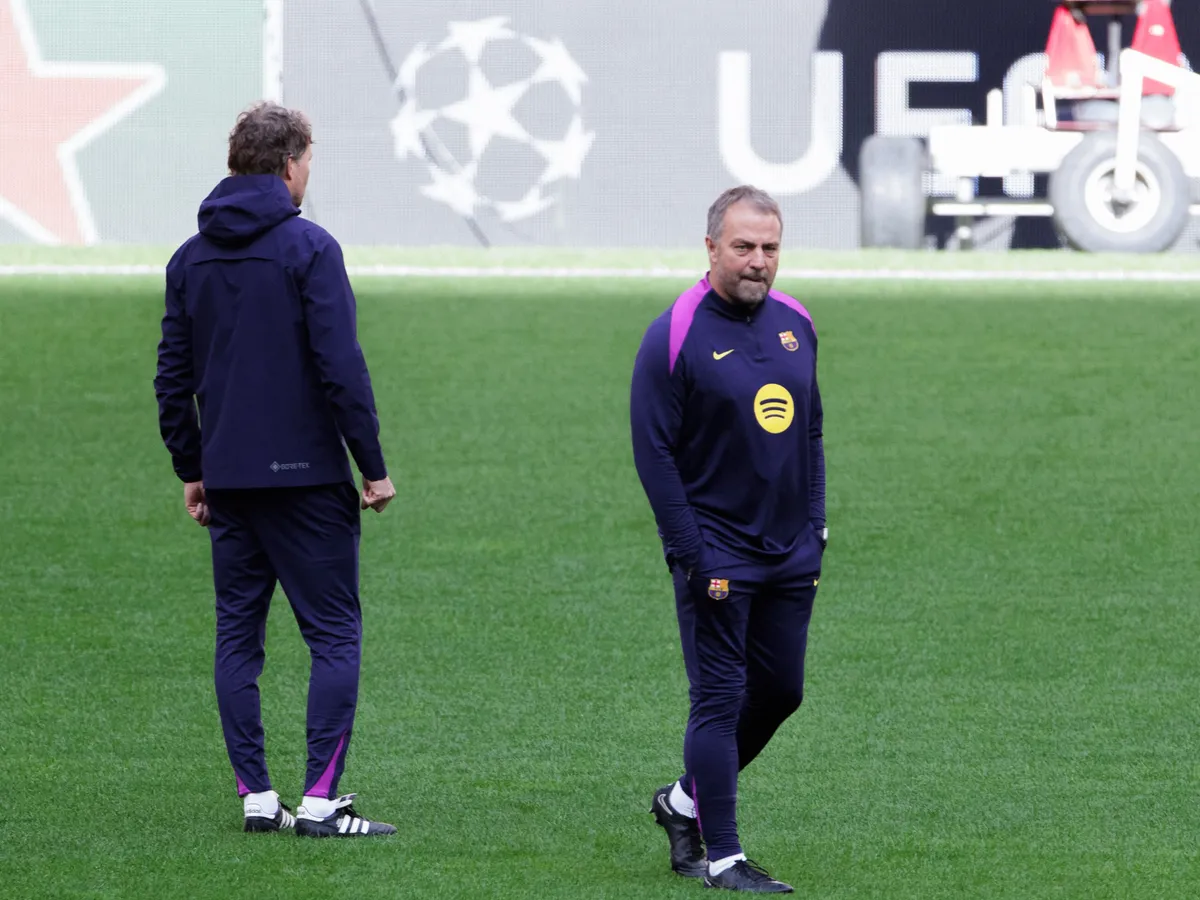 A Barcelona edzője, Hansi Flick nem volt elégedett a madridi gyeppel
