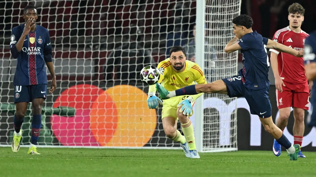 PARIS, FRANCE - APRIL 8: Giorgi Mamardashvili of Liverpool in action during the UEFA Champions League 2025/26 Quarter-Final First Leg match between Paris Saint-Germain and Liverpool FC at Parc des Princes in Paris, France, on April 8, 2026. Mustafa Yalcin / Anadolu (Photo by MUSTAFA YALCIN / Anadolu via AFP)