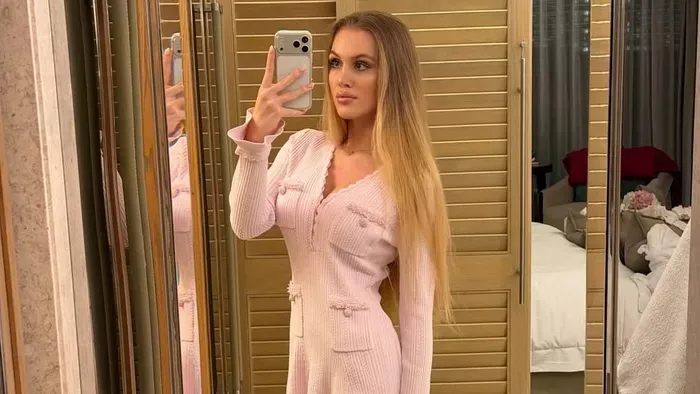 Buzsik Borka bombaformában, hihetetlenül szexi kép edzésre készülve