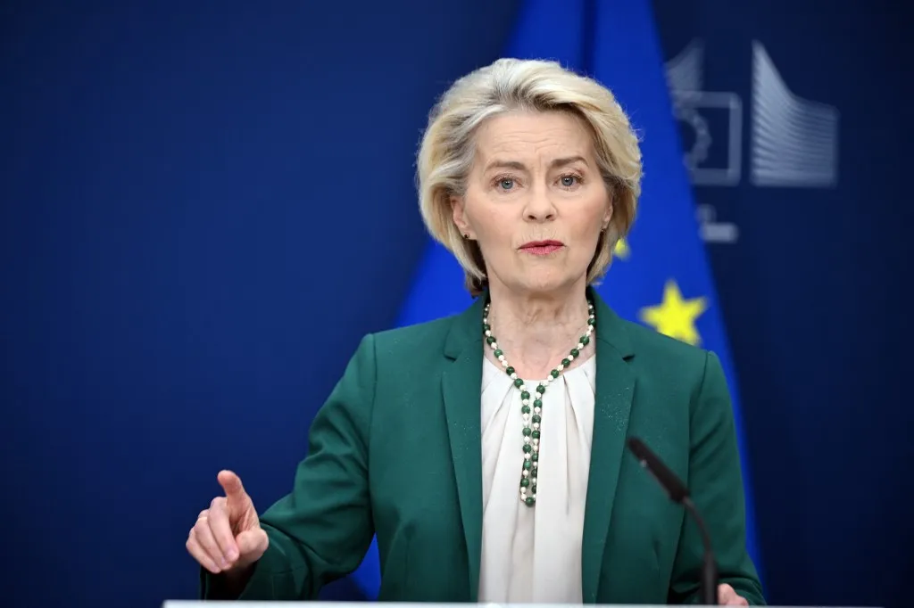 BRUSSELS, BELGIUM - APRIL 15: European Commission President Ursula von der Leyen (pictured) holds a press conference on the EU’s digital age verification application alongside Vice President Henna Virkkunen in Brussels, Belgium, on April 15, 2026. Dursun Aydemir / Anadolu (Photo by Dursun Aydemir / Anadolu via AFP)