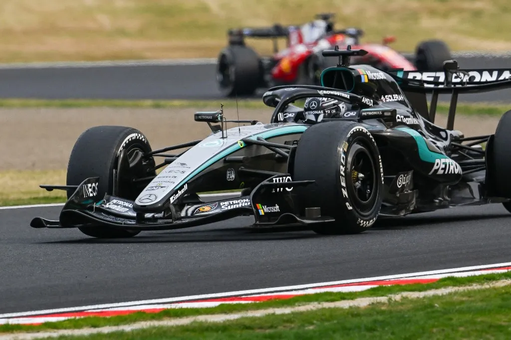 SUZUKA, JAPAN - MARCH 29: 
 George Russell of the Mercedes-AMG Petronas F1 Team in action during the 2026 Japanese Grand Prix at Suzuka Circuit in Suzuka, Mie Prefecture, Japan, on March 29, 2026. (Photo by Artur Widak/NurPhoto) (Photo by Artur Widak / NurPhoto via AFP)