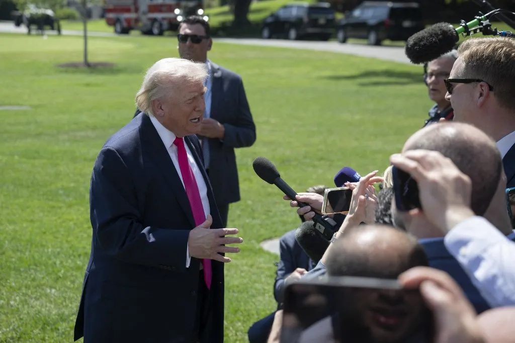 Trump szerint Irán hajlandó lehet hosszú távon lemondani a nukleáris fegyverekről (Fotó: AFP)
