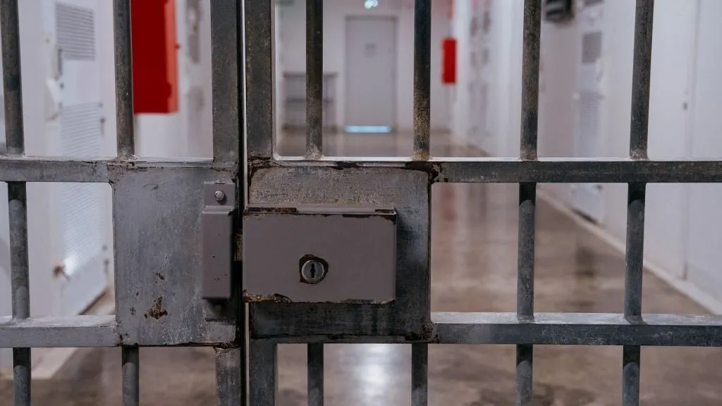 Egyre zsúfoltabbak a francia börtönök