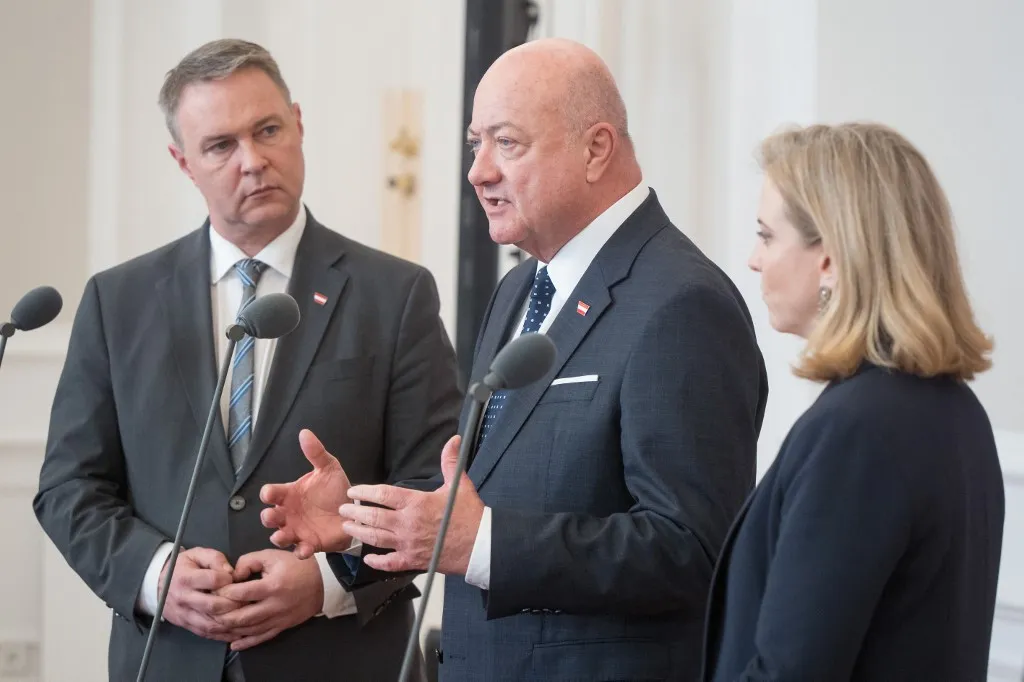 Doorsteps with Vice-Chancellor Andreas Babler (SPÖ), Federal Chancellor Christian Stocker (ÖVP) and Foreign Minister Beate Meinl-Reisinger (NEOS) (from left to right) on Wednesday, 4 March 2026, after a meeting of the Federal Crisis Security Cabinet as part of the Council of Ministers at the Federal Chancellery in Vienna, Austria. - 20260304_PD9068 (Photo by Helmut Graf / APA-PictureDesk / APA-Images via AFP)
