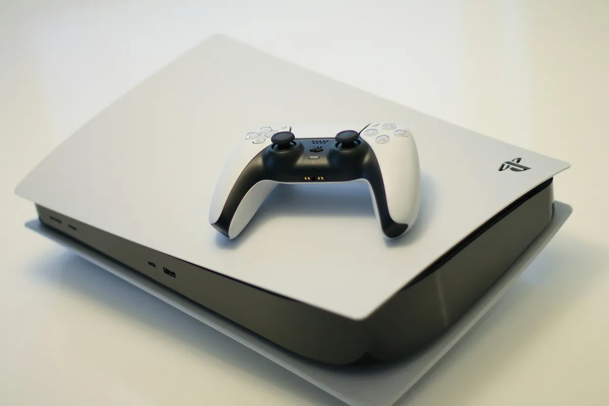 PlayStation: drágul a PS Plus Essential előfizetés Magyarországon
