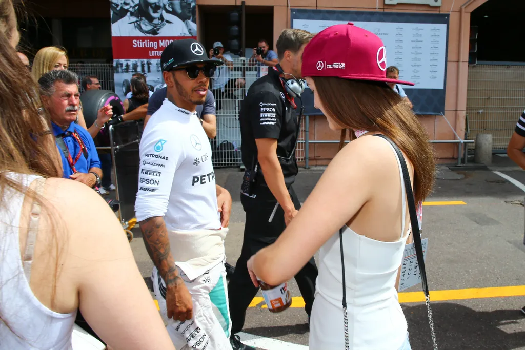 CELEBRITIES IN THE 'GRAND PRIX FORMULA 1'
