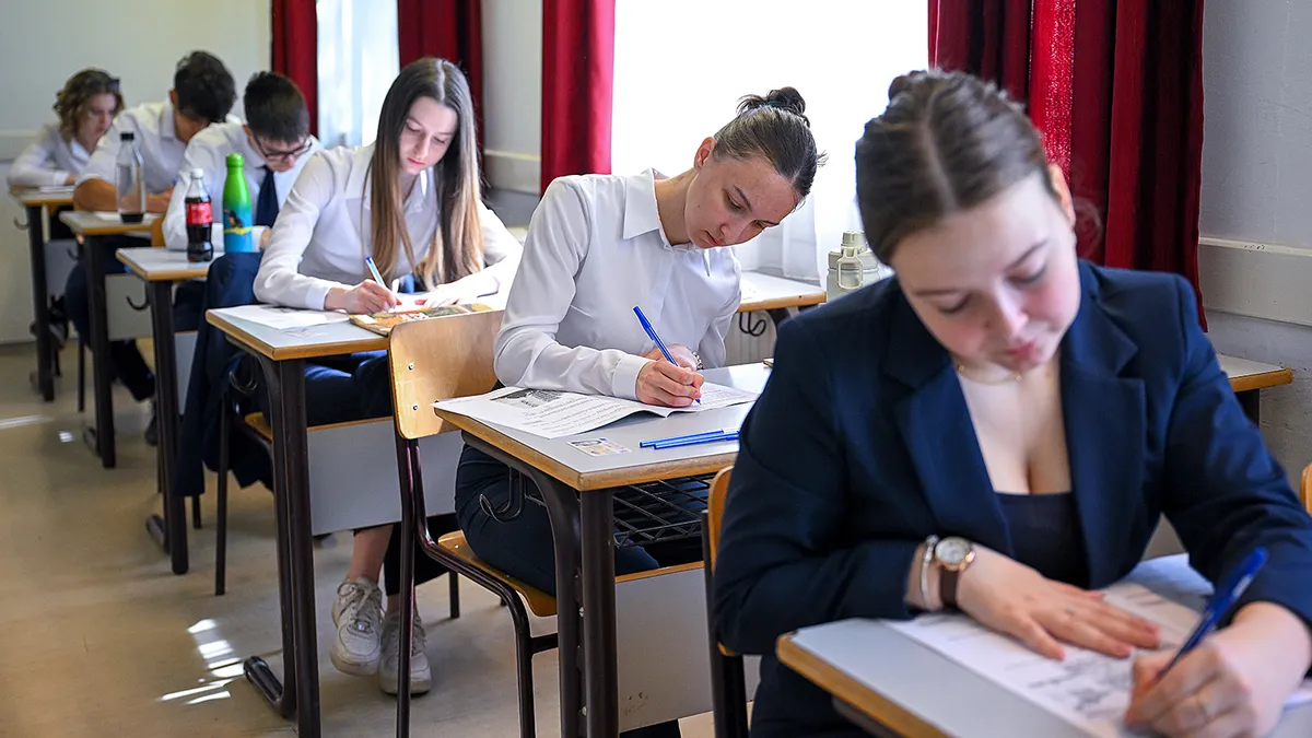 Megjelentek az angolérettségi szövegértés nem hivatalos megoldásai, sokan már a pontjaikat számolják.
