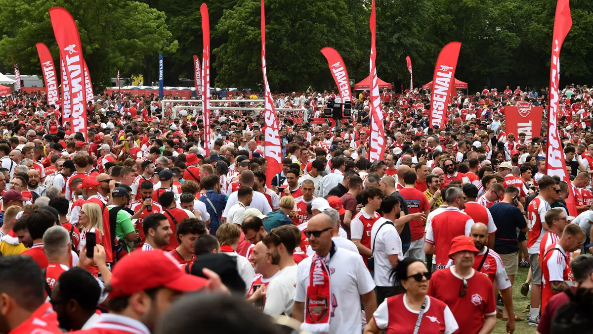 Az Arsenal-szurkolók hihetetlen hangulatot csináltak a Városligetben