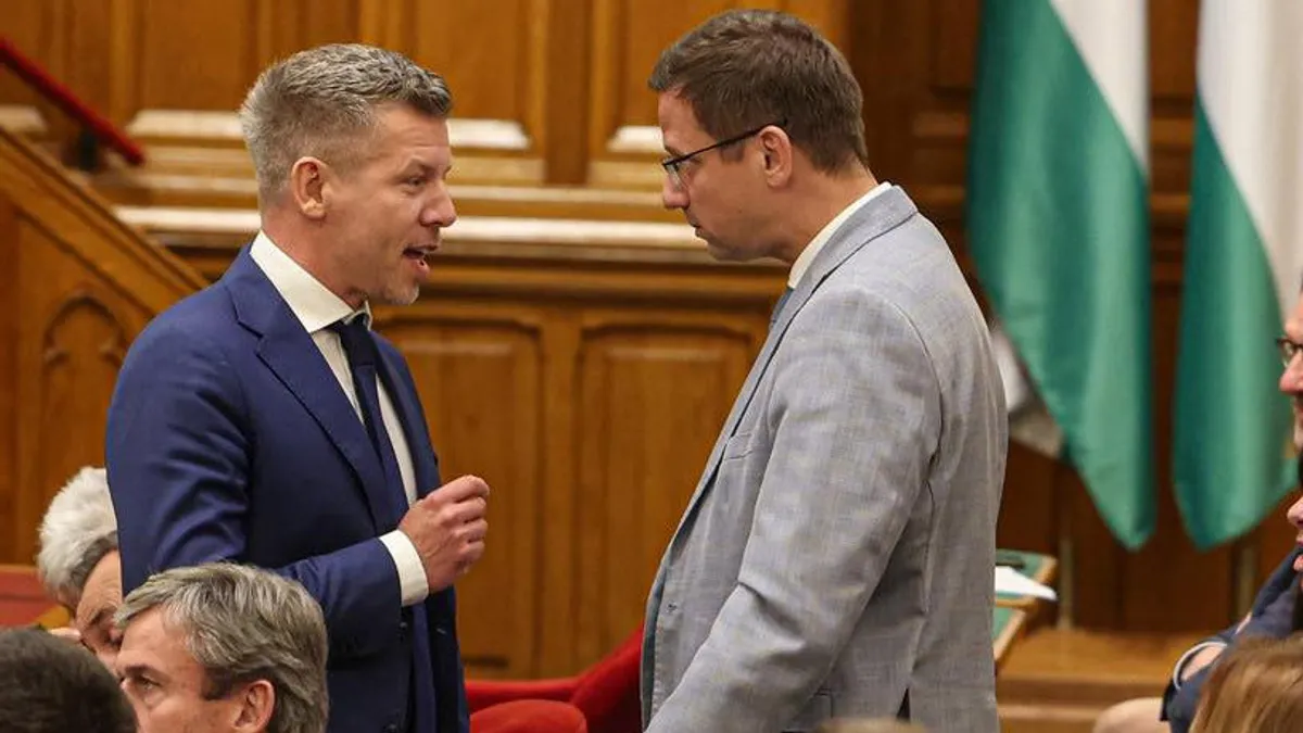 Magyar Péter eltávolította Kapitány Istvánt.