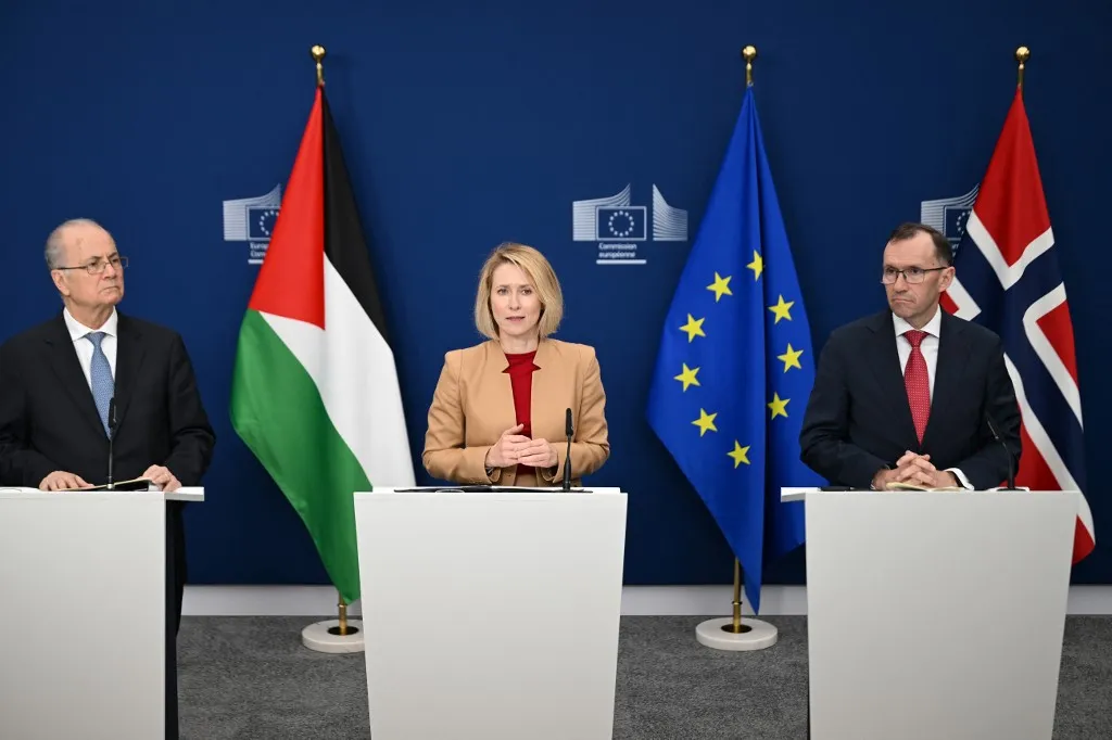 Európa előtt nehéz feladat áll: olyan békeküldöttet kiválasztani, akit Zelenszkij és Putyin is elfogad