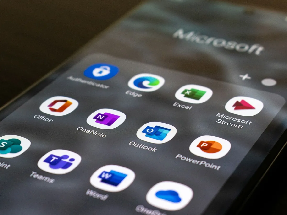 : E-mail fiók feltörésére figyelmeztet az FBI: a támadók Microsoft 365-kódokkal, jelszó nélkül is hozzáférést szerezhetnek