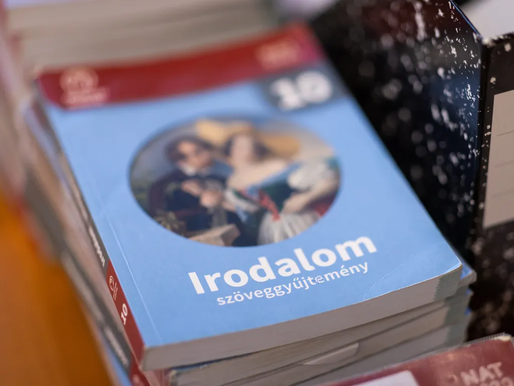 érettségi vizsga, magyar nyelv és irodalom írásbeli érettségi, érettségivizsga, magyarnyelvésirodalomírásbeliérettségi,