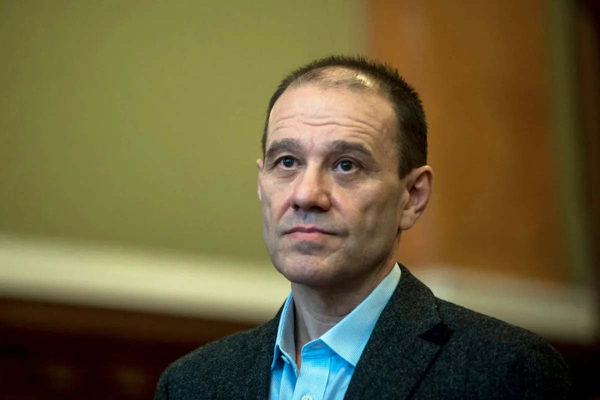 Tarsoly Csaba a tárgyalóteremben