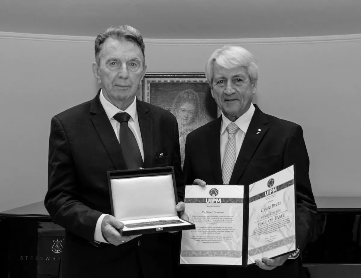 Bretz Gyula (képen balra) a Hall of Fame testületbe is bekerült