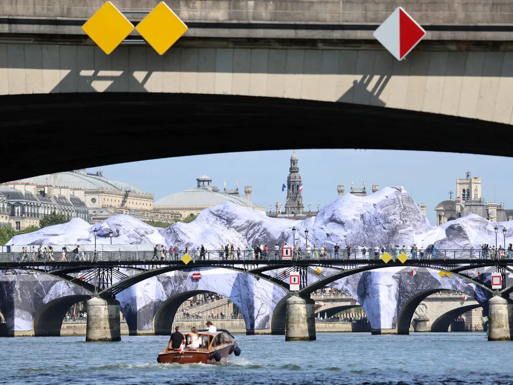 FRANCE-TOURISM-CULTURE