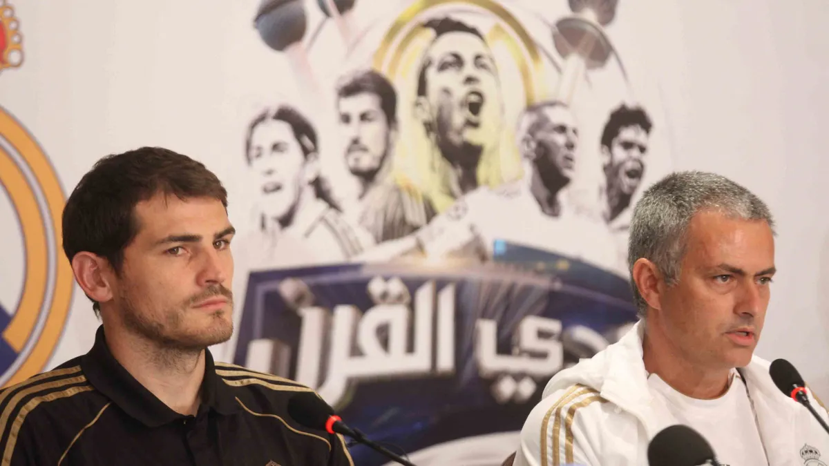 Portuguese manager of the Real Madrid football team, Jose Mourinho (R), and Captain, Iker Casillas, attend a press conference in Kuwait City on May 15, 2012. Real Madrid are to play a friendly match against Kuwaits national football team on May 16, at al-Kuwait SC stadium in Kuwait City. AFP PHOTO / YASSER AL-ZAYYAT (Photo by YASSER AL-ZAYYAT / AFP)