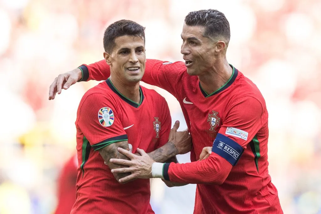 Joao Cancelo és Cristiano Ronaldo nem csak a portugál válogatottban voltak csapattársak
