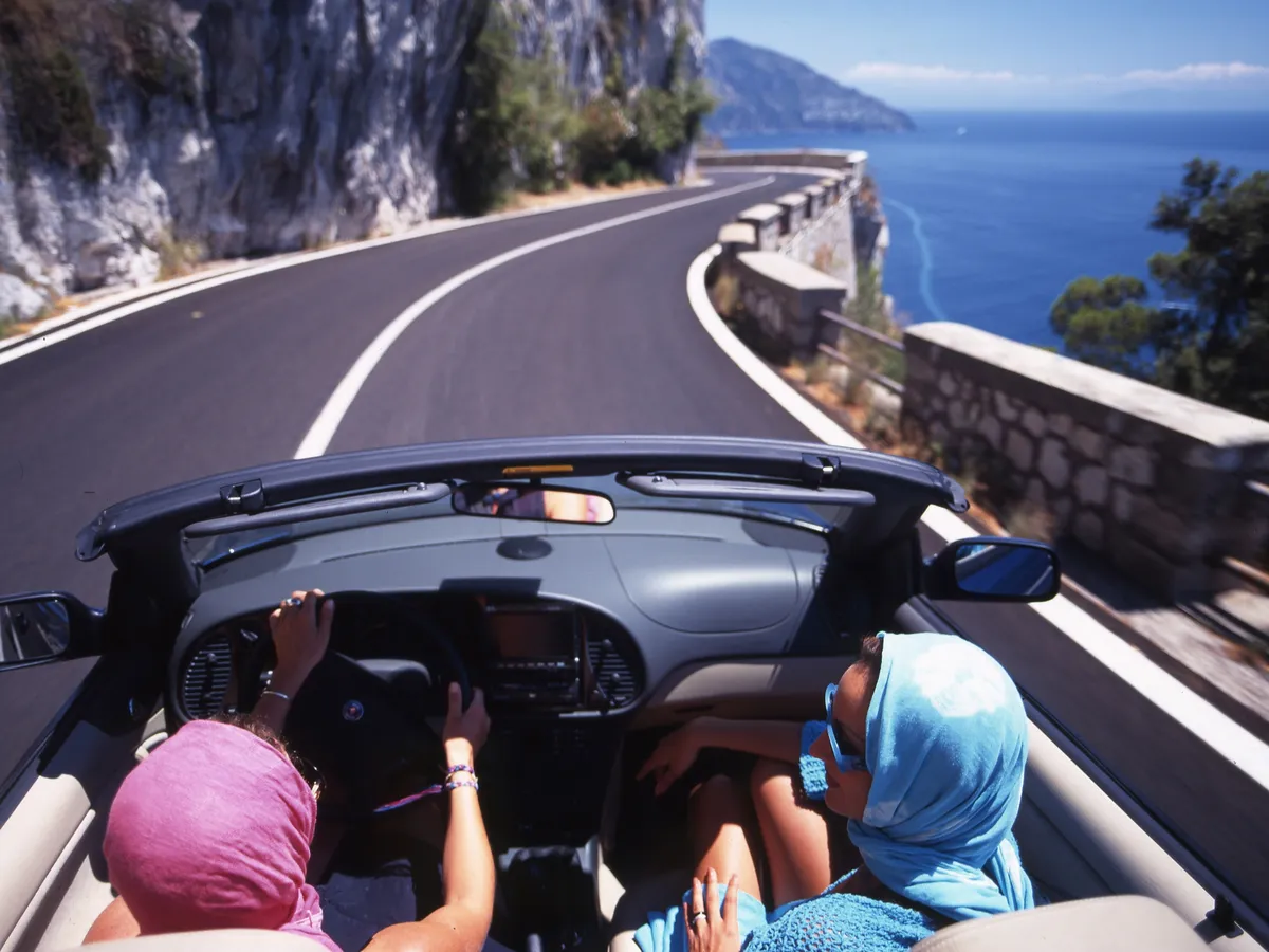 Olaszország, Amalfi-parti út