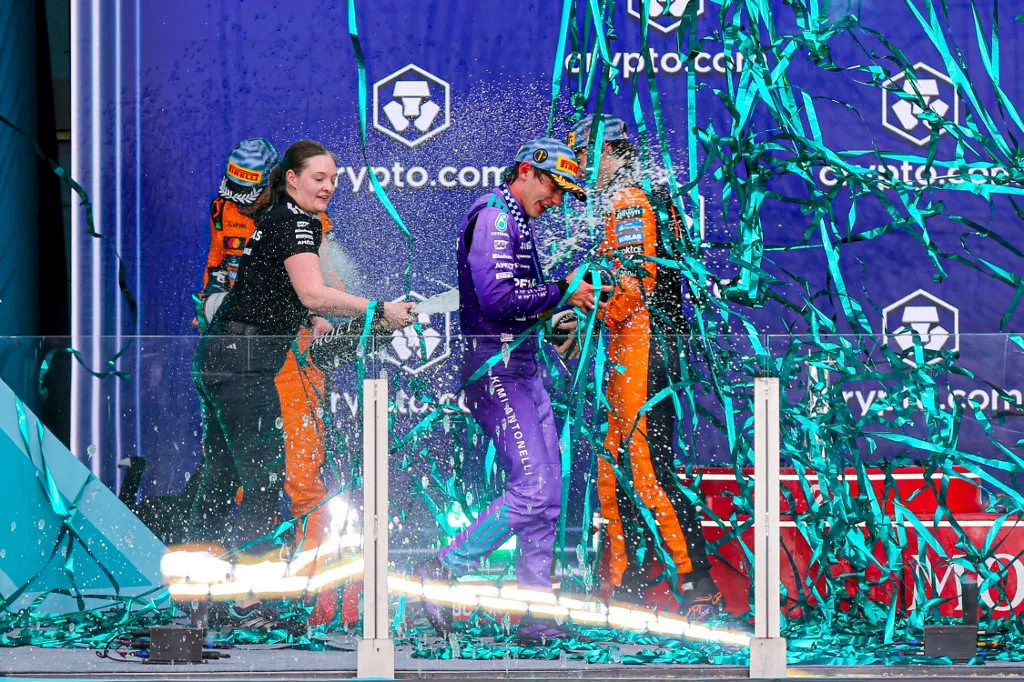 Andrea Kimi Antonelli győzelmével zárult a Miami Nagydíj