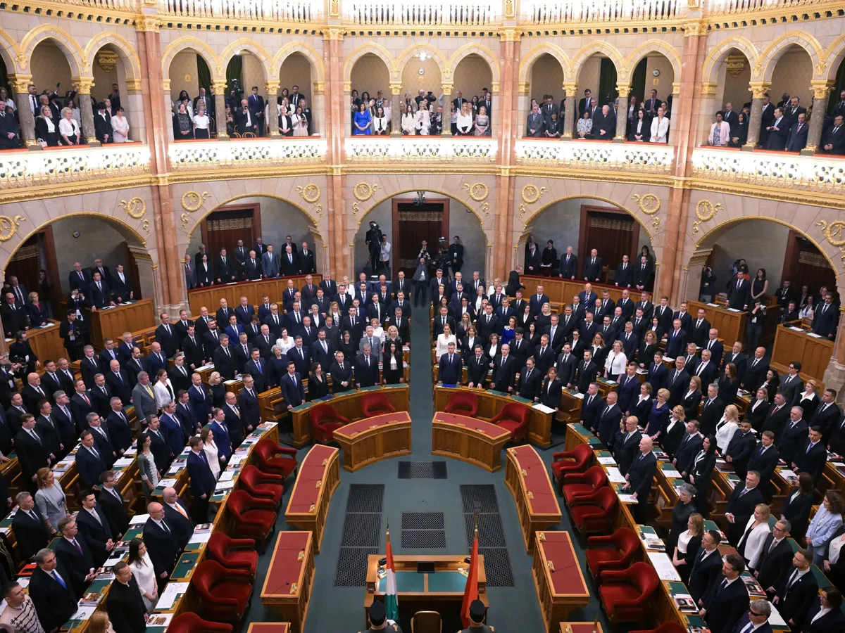 magyar péter, sulyok tamás, Budapest, 2026. május 9.Esküt tesznek a képviselők az új Országgyűlés alakuló ülésén az Országházban 2026. május 9-én.MTI/Szigetváry Zsolt