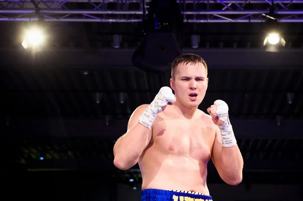 Viktor Jurk megint kiütéssel nyert