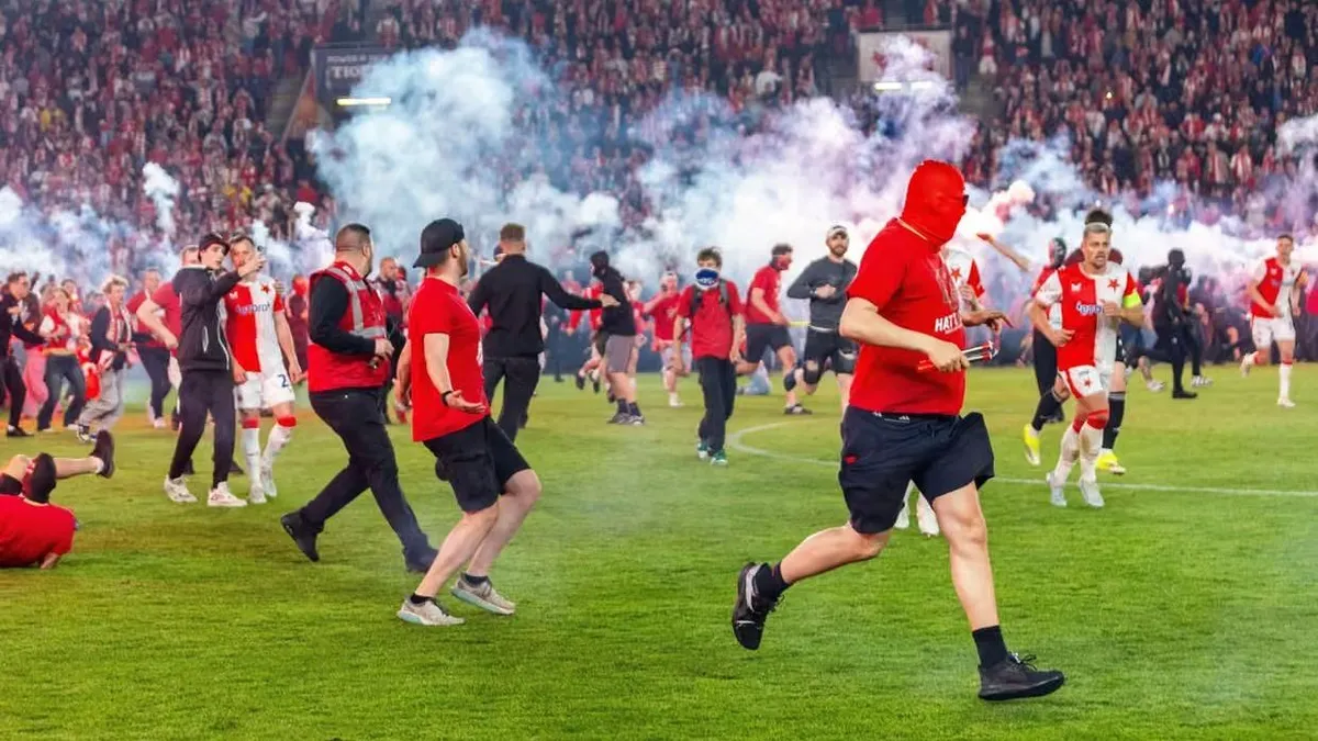 Az év botránya után elúszhat két sztár foci-vb-je is