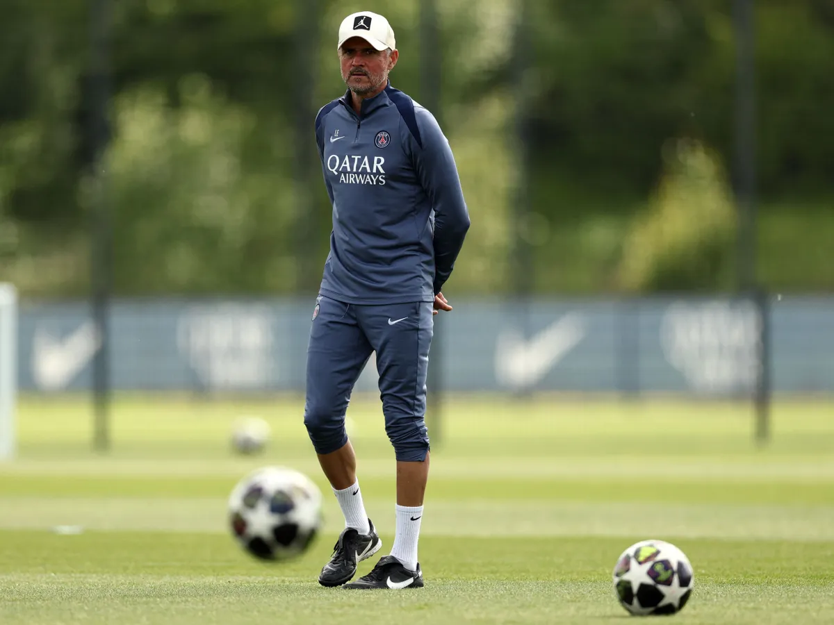 Luis Enrique együttese, a francia Paris Saint-Germain a budapesti Bajnokok Ligája-döntő esélyese